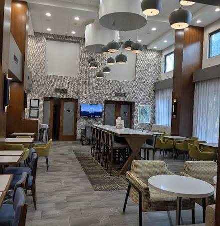 Hampton Inn  Main Area